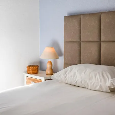 Beachfront Rc Apartment *